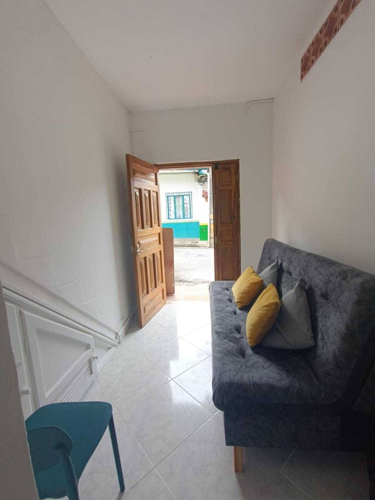 Confortable Habitacion En Apartamento Amoblado Jardin Ngoại thất bức ảnh